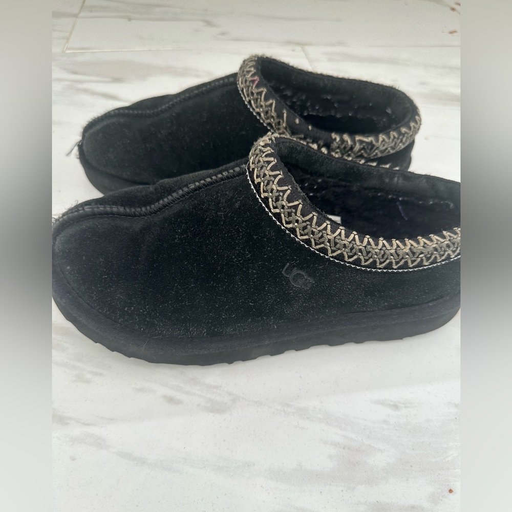 Ugg slippers